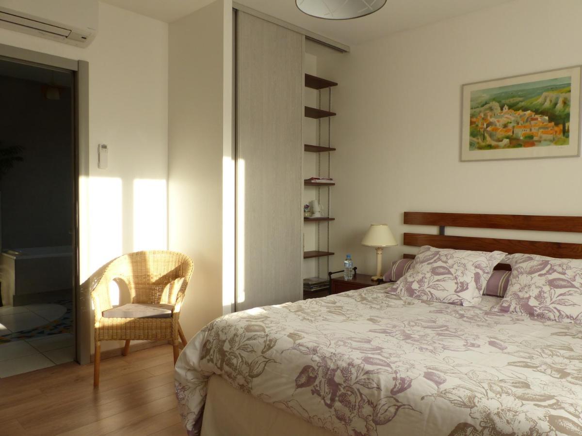 Les Enselmes Bed & Breakfast Montagnieu  Екстериор снимка